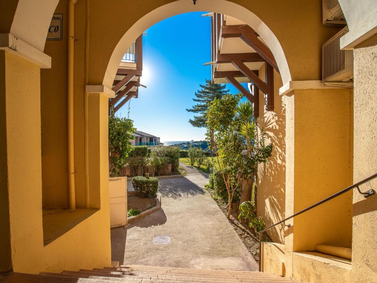 Village Cap Esterel - Le Village-25 By Interhome